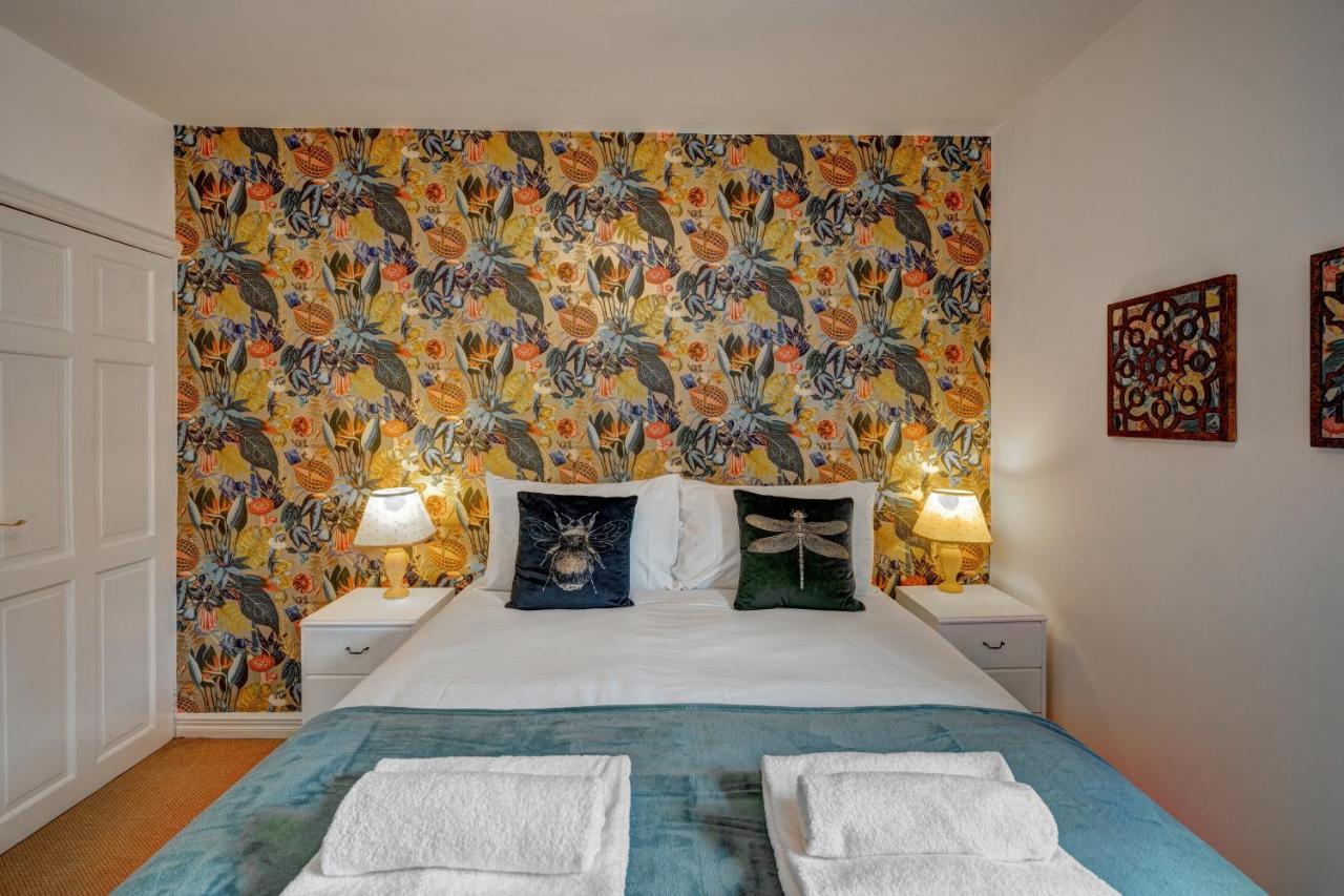 *New* Chester Canal Side 2 Bed Character Home Экстерьер фото